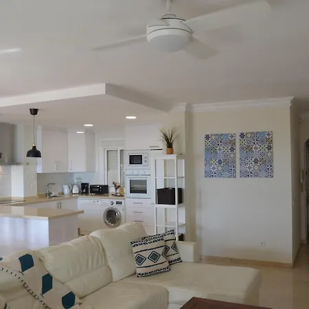 3br Frontline La Rada *